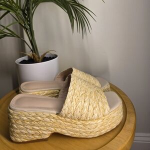 Woven Straw Platform Sandals